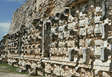 カバー遺跡　コズ・ホープ神殿のファサード（メキシコ）　1969年