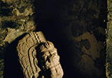 ヤシュチラン遺跡　鳥ジャガー王の頭部（メキシコ）　1989年