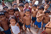 カンボジア　プノンペン　町並み子どもたち　1990年